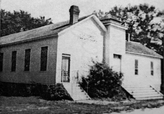 Side view of the church in the late 1940s, without the upper bell tower